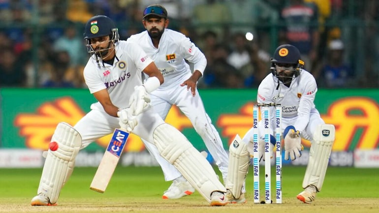 Pink Ball Test: Shreyas Iyer hits a brilliant 92 as Sri Lanka throws India for 252 in Bengaluru (AP Photo)